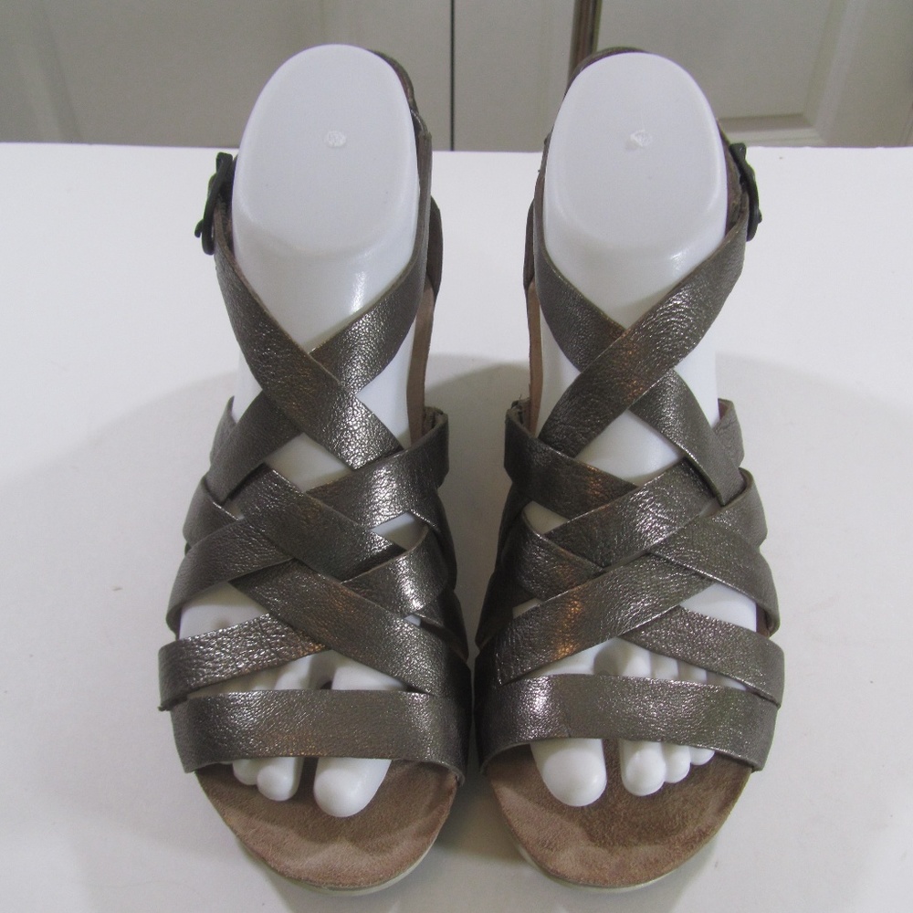 Dansko Women's Vivian Gladiator Sandal
